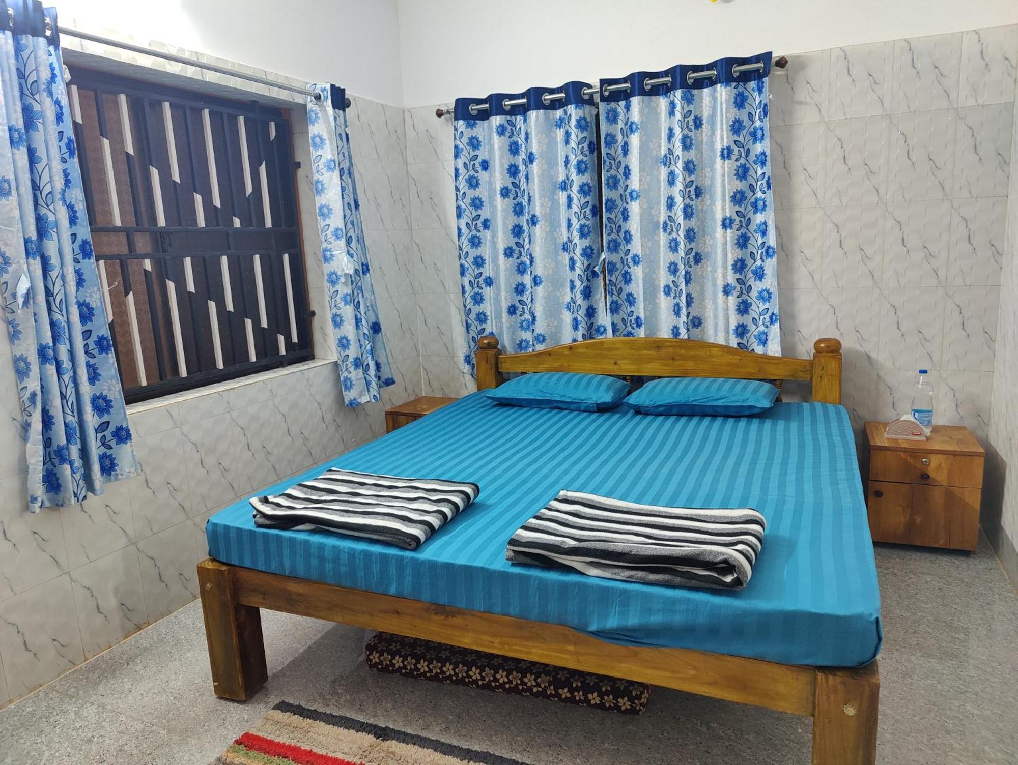 Hotel Art Karna Gokarna  Zimmer foto